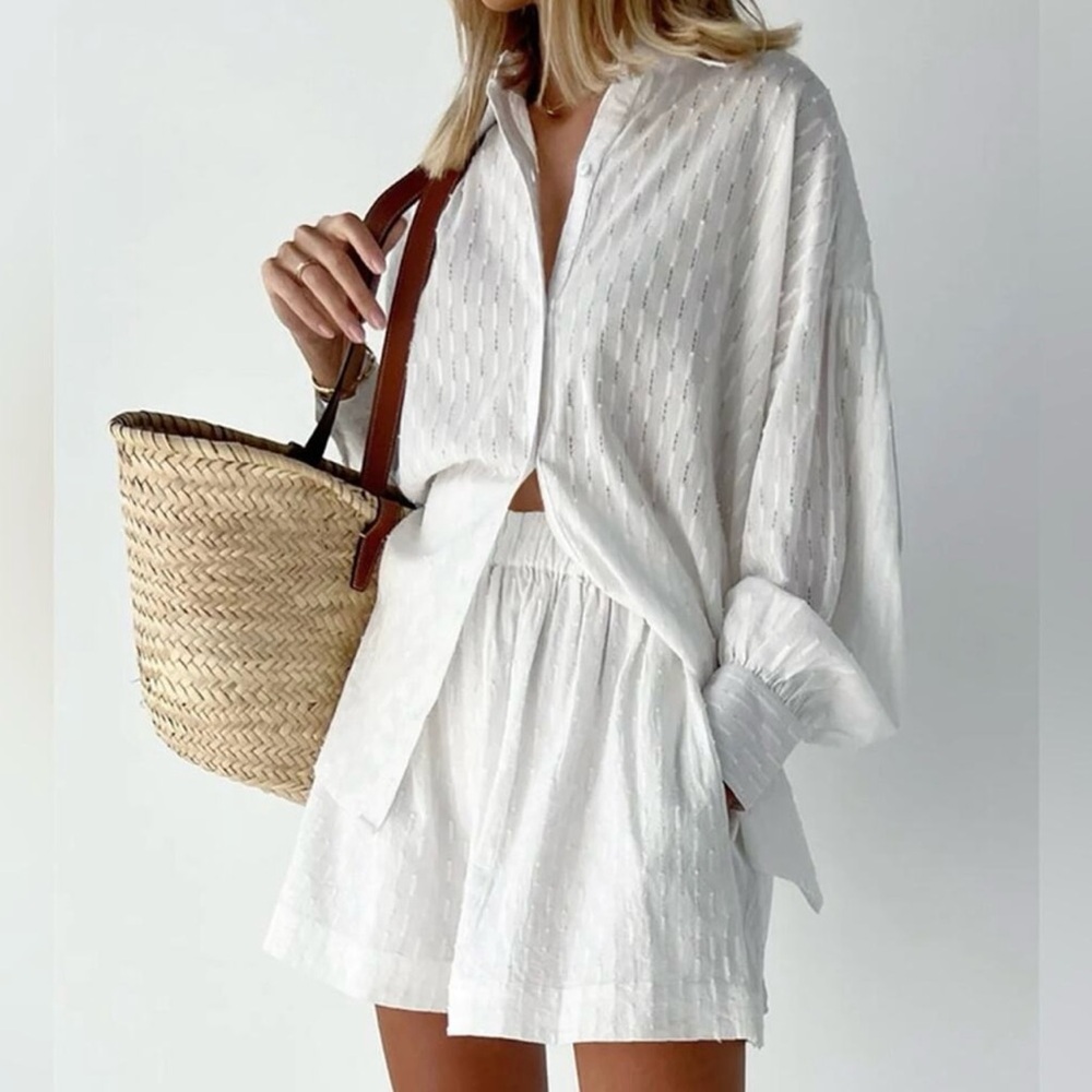NWOT Commense White Shorts